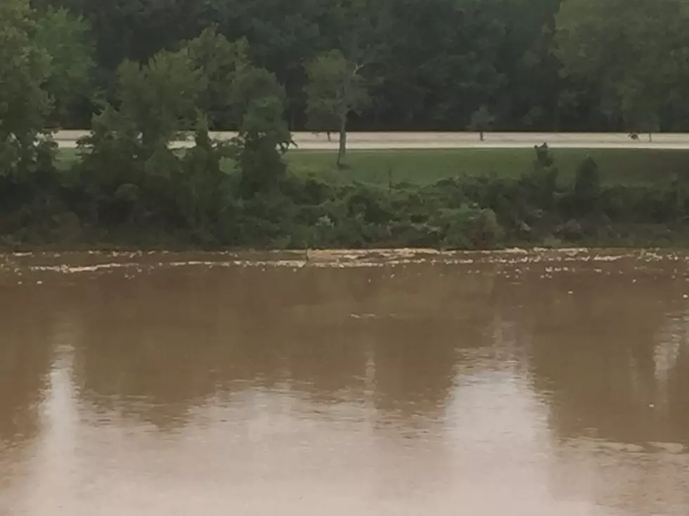 Small Plane Crashes in to Red River