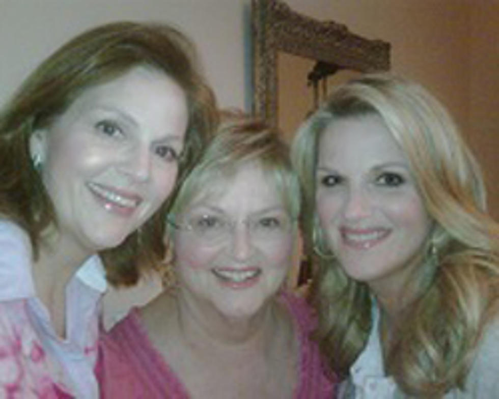 Gwen Yearwood, Trisha Yearwood’s Mother, Dies at 73