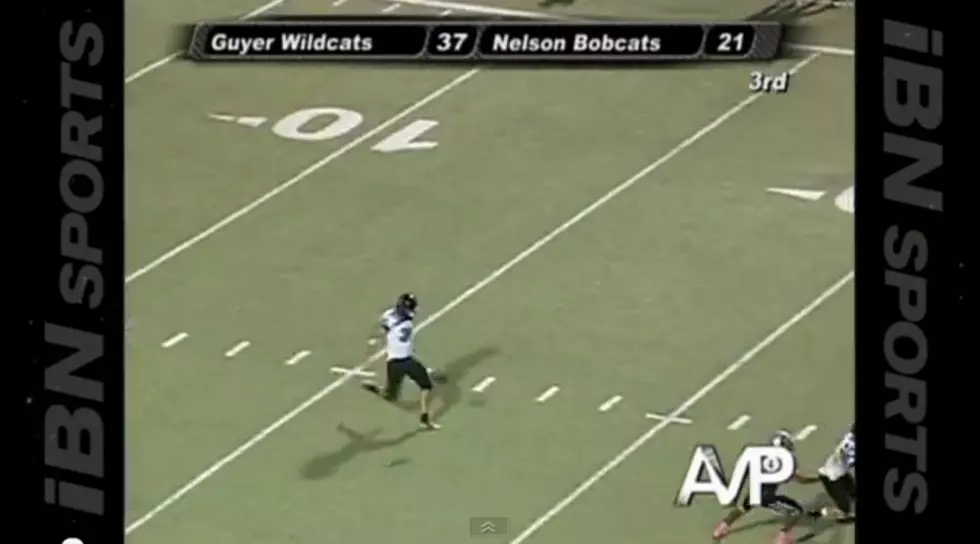 Play of the Day – Worst Punt Ever Goes -27 Yards [VIDEO]
