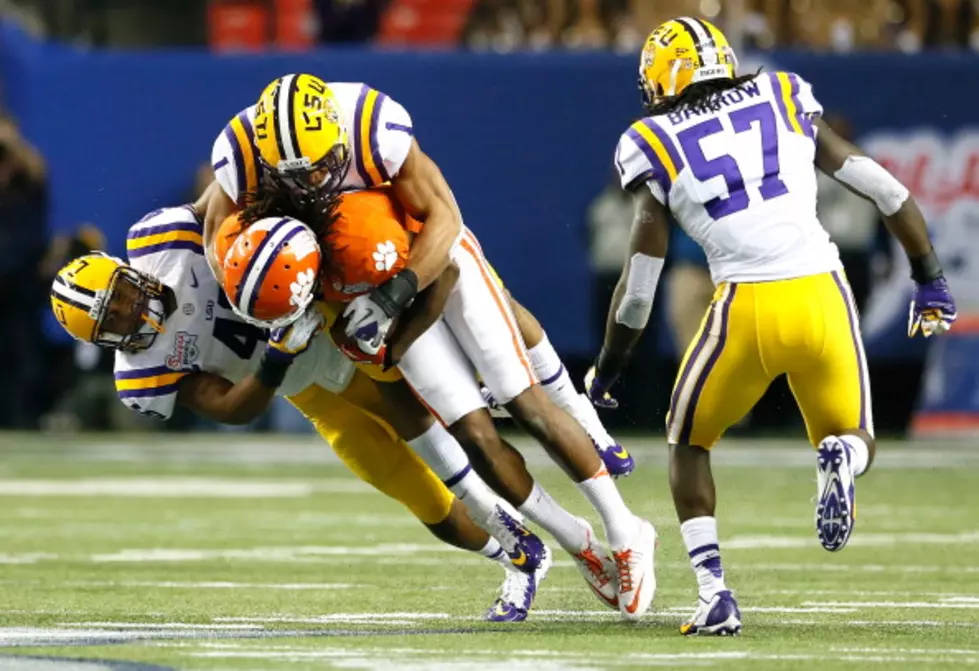Clemson Tigers Outgrowl LSU Tigers in Chick-fil-A Bowl [VIDEO]