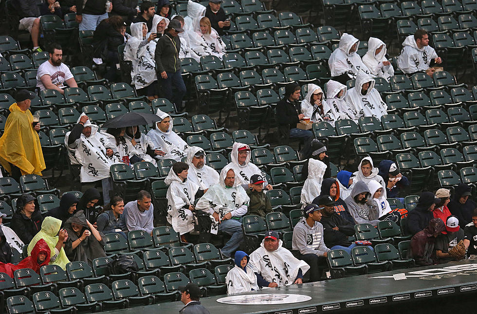 White Sox Demonstrate Why You Don’t Give Fans White Ponchos