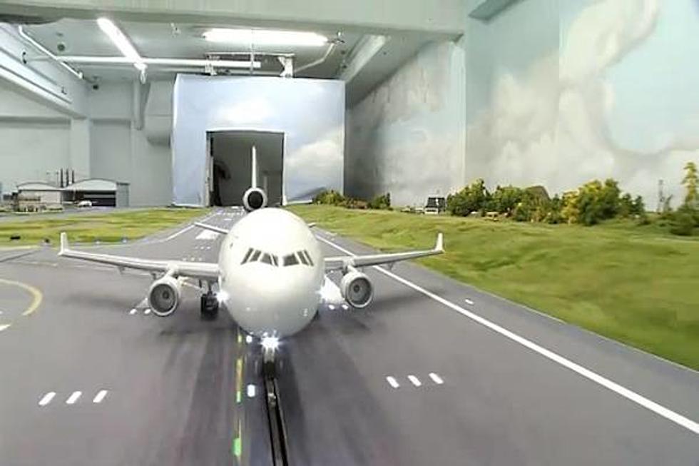 $5 Million German Model Airport Now Complete [VIDEO]