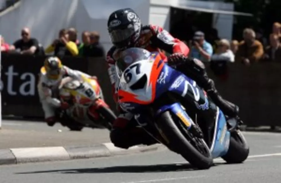 Isle Of Man TT &#8211; Motorcycle Race [VIDEO]