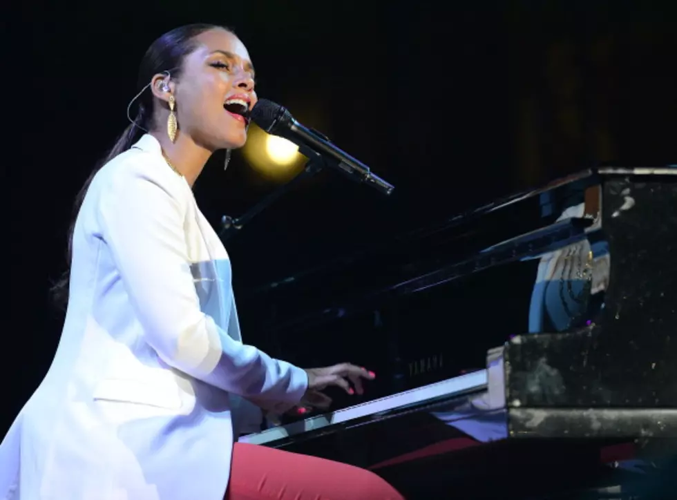 Alicia Keys To Perform At Super Bowl XLVII