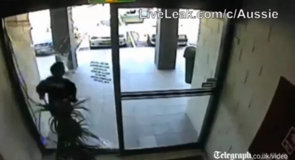 Criminal Runs Through Glass Door [VIDEO]