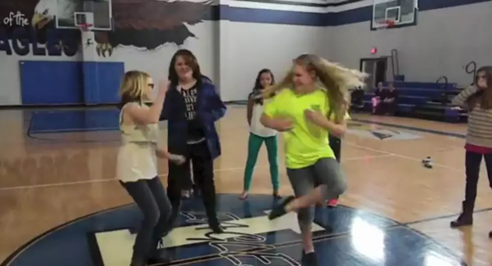 Lindale Jr. High Runner Up In Classroom Musical Contest on Kidd Kraddick in the Morning [VIDEO]
