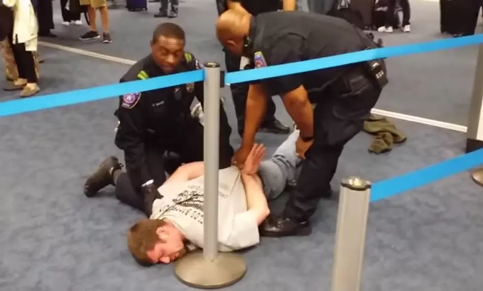 Fight Breaks Out at Dallas Airport Over Man&#8217;s Sexual Orientation [NSFW VIDEO]