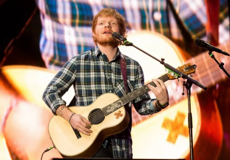 Ed Sheeran Joins James Bay to Perform &#8216;Let it Go&#8217;