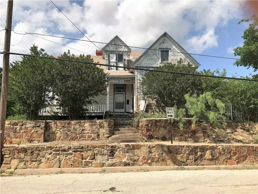 Haunted House for Sale in Sight of the Baker Hotel in Mineral Wells, TX
