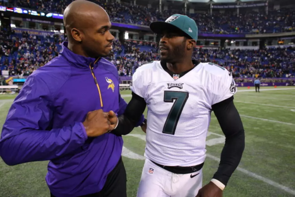 Adrian Peterson Supports Idea of Michael Vick to Vikings
