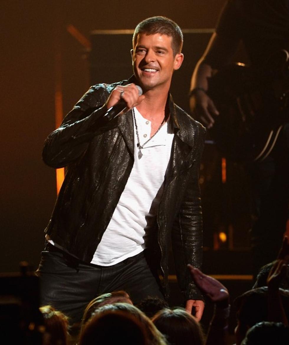 Robin Thicke&#8217;s Video &#8216;Get Her Back&#8217;