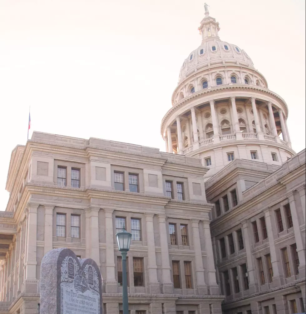 3 HUGE Laws Texans Will Be Wild About In 2021 Legislative Session