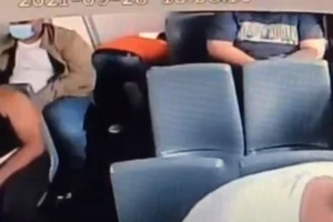VIDEO: Wild Inmate Escape From Moving Bus In Houston