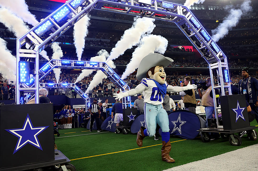 Here Are 5 Items That You Didn&#8217;t Know Were Banned At Dallas Cowboys Games