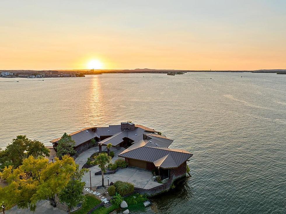 How About a Lakeside Luxury Mansion With Your Own Beach For Sale in Texas?