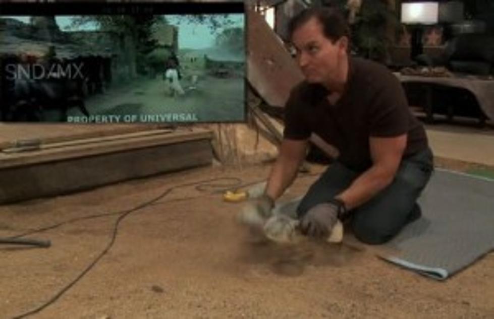 See How a Foley Artist Creates Movie Sound Effects [VIDEO]
