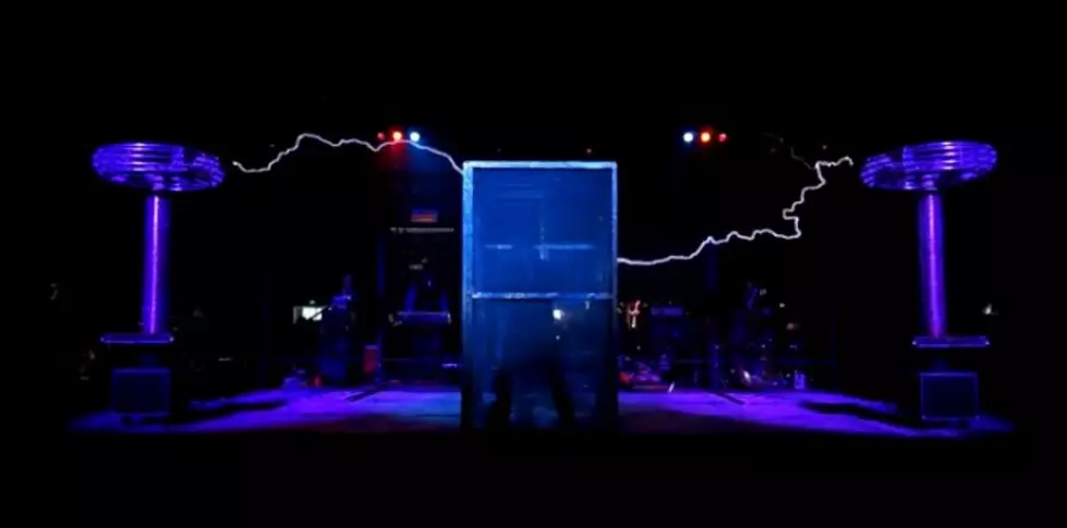 Two Giant Tesla Coils Play ‘Back in Black’ [VIDEO]