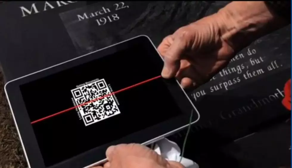 Headstone Company Putting QR Codes on Tombstones &#8211; A Good Idea? [POLL]
