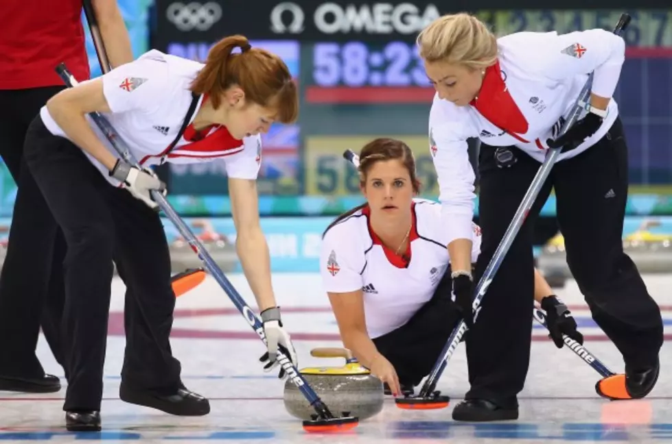 Women&#8217;s Curling is Very Noisy [VIDEO]