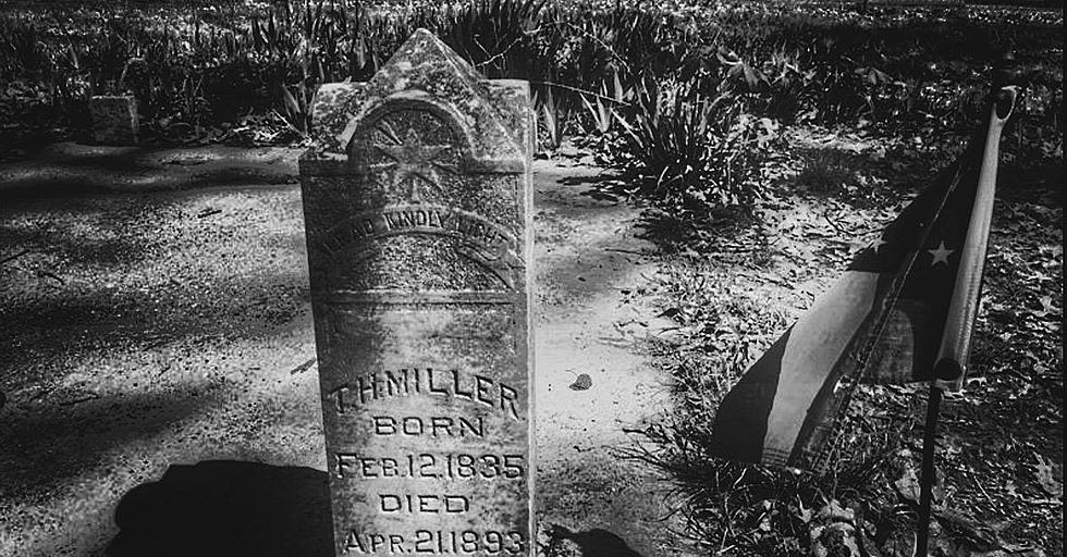 A Haunting Story Lives Behind One Northeast Texas Gravestone