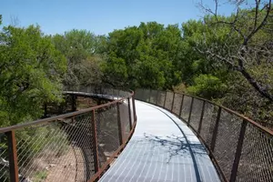Texas Road Trip? Don&#8217;t Forget San Antonio Park&#8217;s Amazing Skywalk is Now Open!