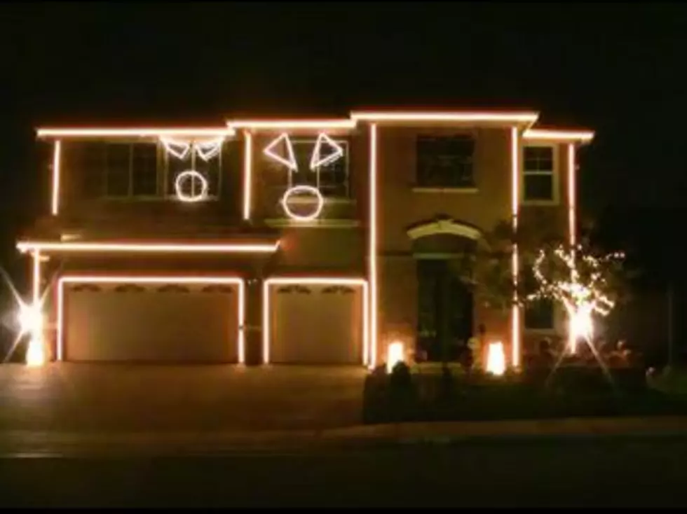 Halloween House Lights Videos are the New Rage [VIDEO]