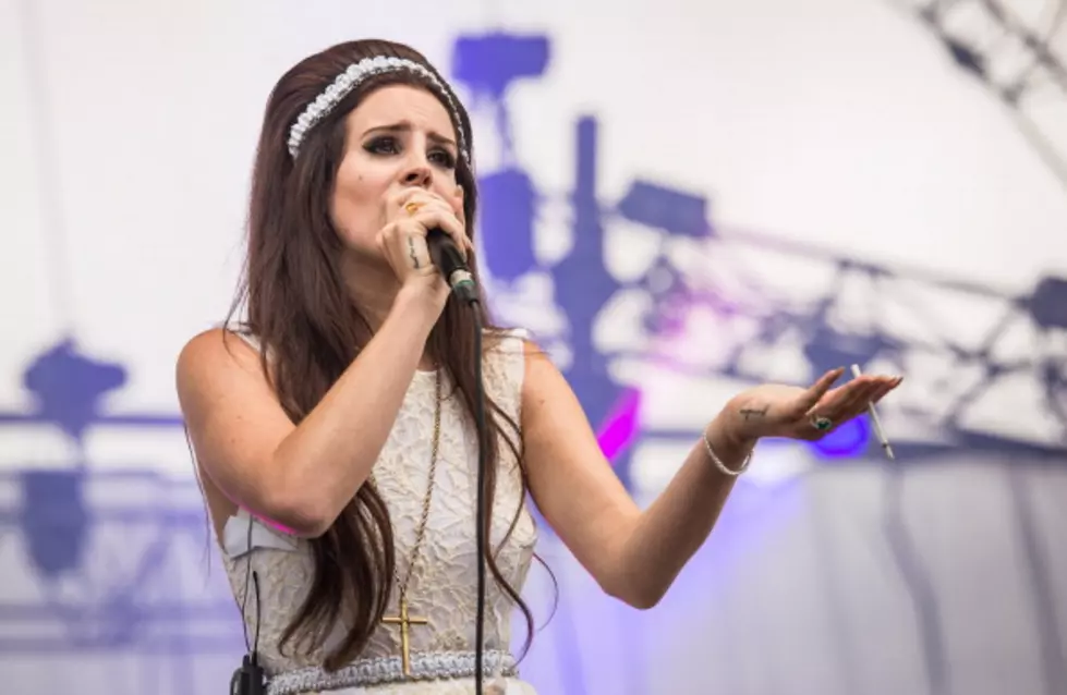 If You Like Lana Del Rey, 4 new Tracks Were Leaked Online.
