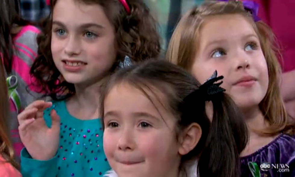 Students from Newtown, Connecticut Performed “Over the Rainbow” on “Good Morning America” [VIDEO]