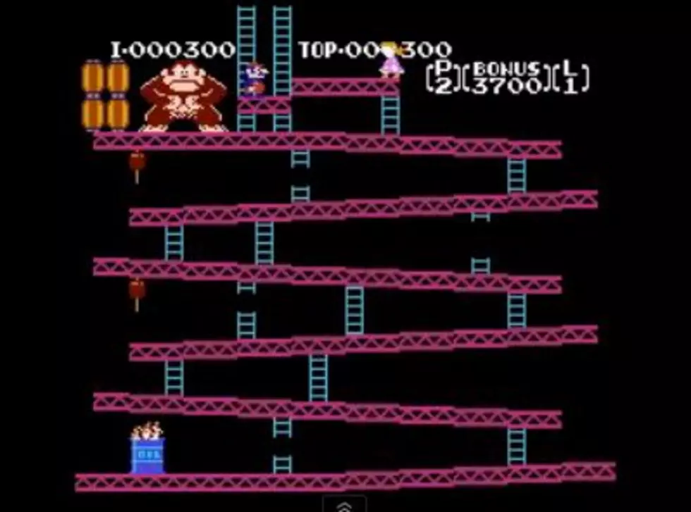 Daddy’s Daughter Wanted To Play As The Princess IN “Donkey Kong” So Dad Hacked The Game [VIDEO]