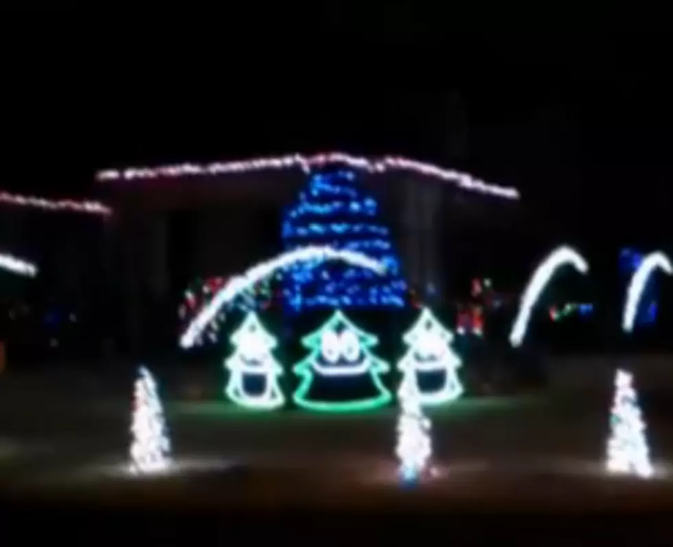 The Most Over The Top Christmas Light Display of 2013 [VIDEO]