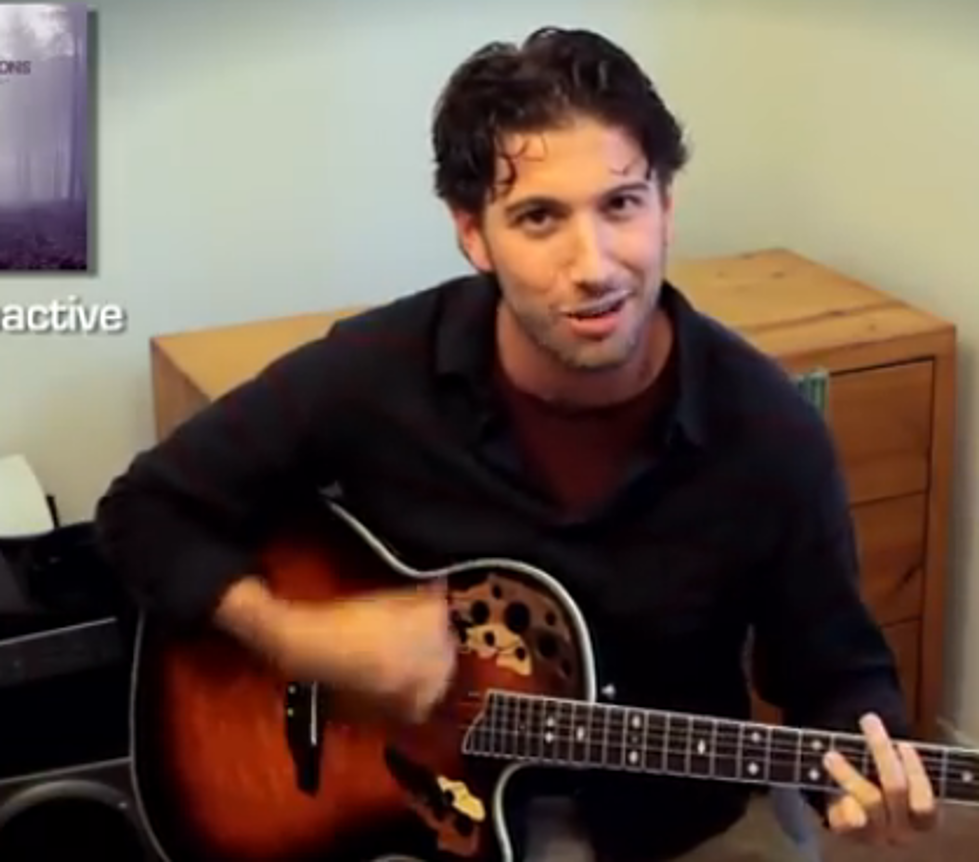 Chad Neidt Performing the 20 Most Overplayed Songs of the Year in One Minute [VIDEO]