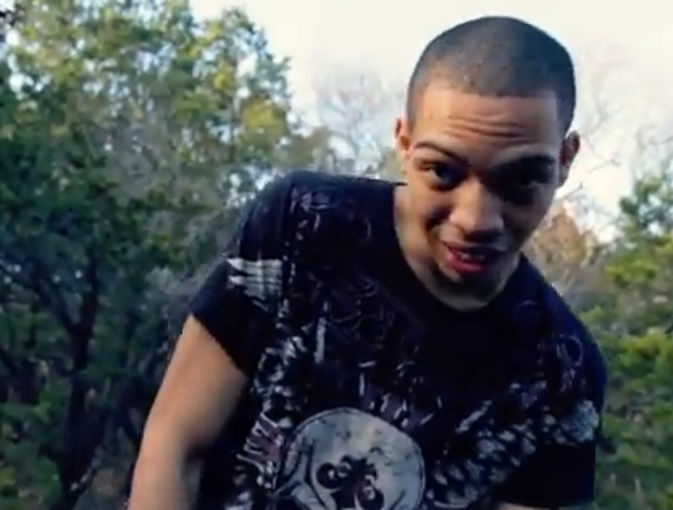 OMG! Is ‘Ice JJ Fish’ the Best R&B Singer on the Planet? No… The Universe? MUST SEE [VIDEO]