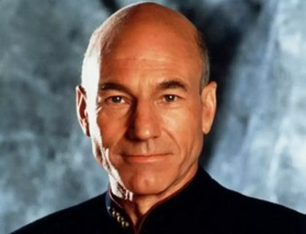 Patrick Stewart Presided Over a Nerd’s Marriage Proposal at Comic-Con [VIDEO]
