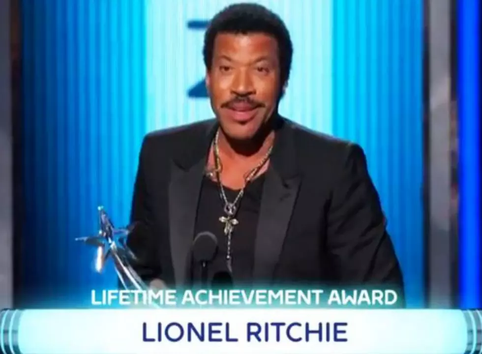 The &#8220;BET Awards&#8221; Honored Lionel Richie&#8230;And Spelled His Name Wrong