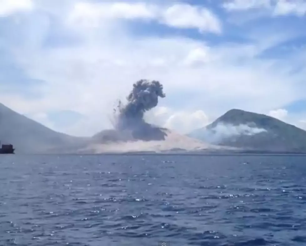 A Volcano Erupted in New Guinea and Caused a Crazy Shockwave [VIDEO]