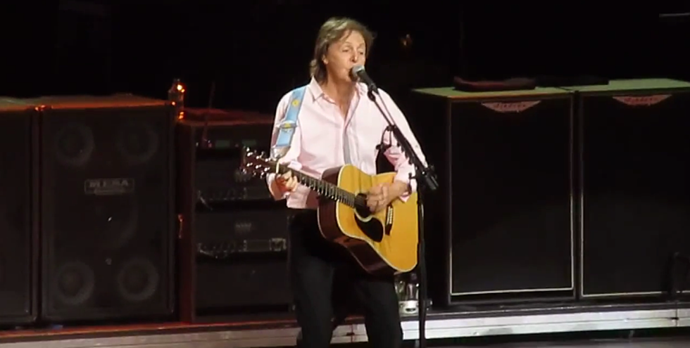 Paul McCartney Covers Buddy Holly’s ‘It’s So Easy’ in Lubbock [Watch]