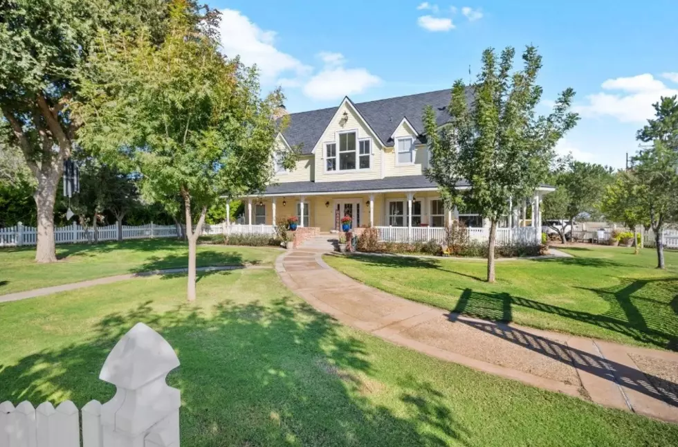 We Can’t Believe That This Adorable Lubbock Home Is Actually On The Market