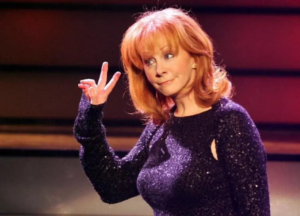 Reba Starts Filming Pilot Soon for New Show, “Malibu Country” [VIDEO]