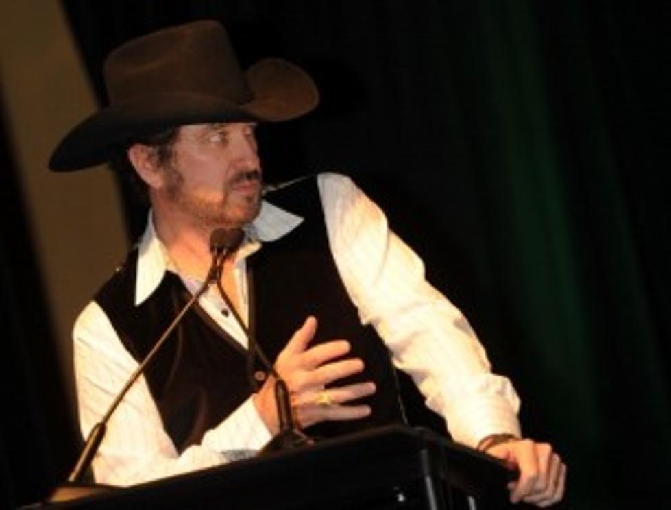 Kix Brooks&#8217; Single, &#8220;New to this Town&#8221; Is First in 23 Years! [VIDEO]