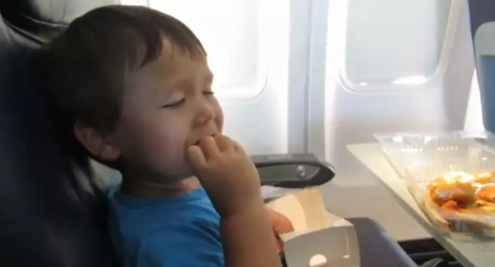 This Cute Kid Falling Asleep While Eating Is The Cutest Thing Ever! [VIDEO]