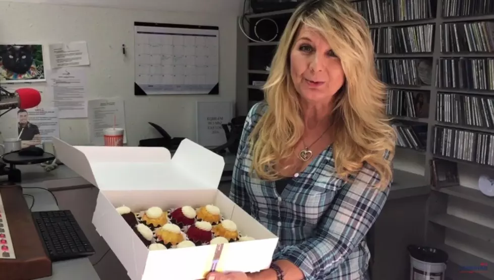 How to Get Lonestar 99.5 to Bring Tasty Bundtinis to Your Office