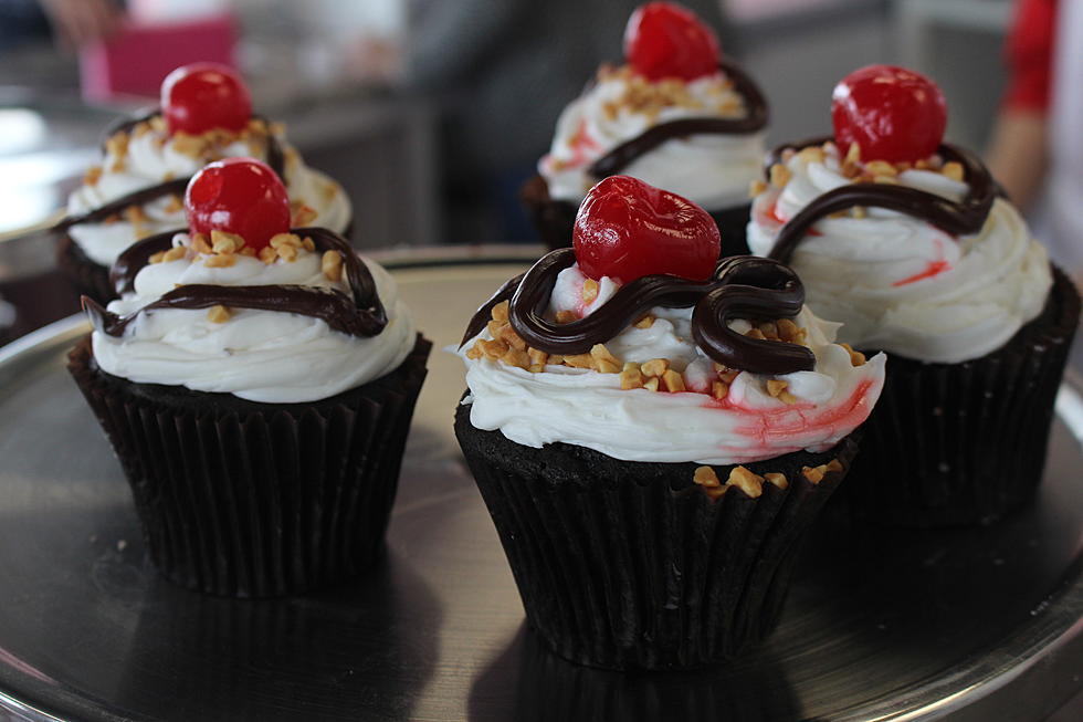 Smallcakes Cupcakery and Creamery Brings Amazing Treats to the Hub City