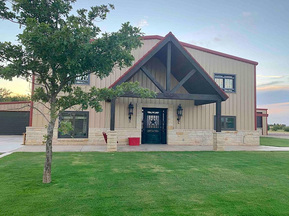 There’s a Luxurious $930/Night Airbnb in Lubbock, Texas. Is It Worth It?