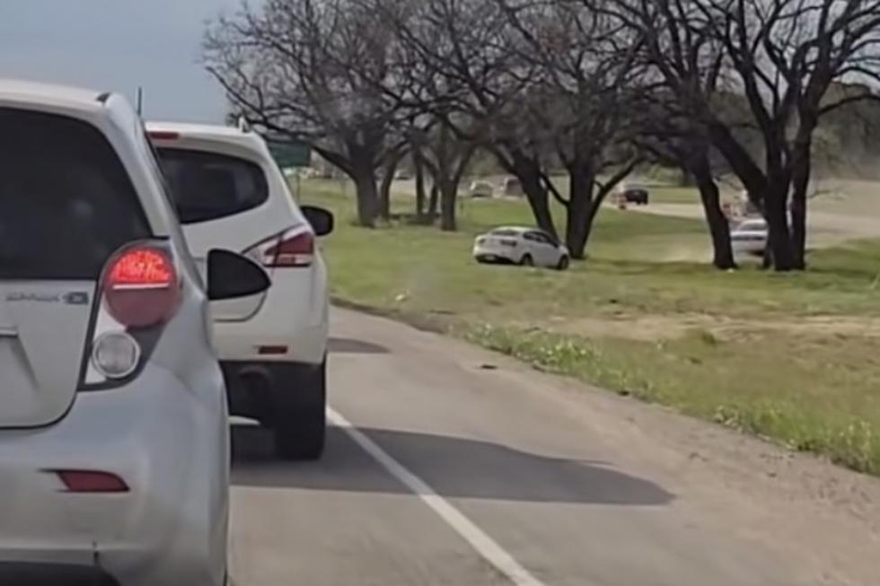 The Texas Way to Avoid Traffic: Just Drive Off the Road [Video]