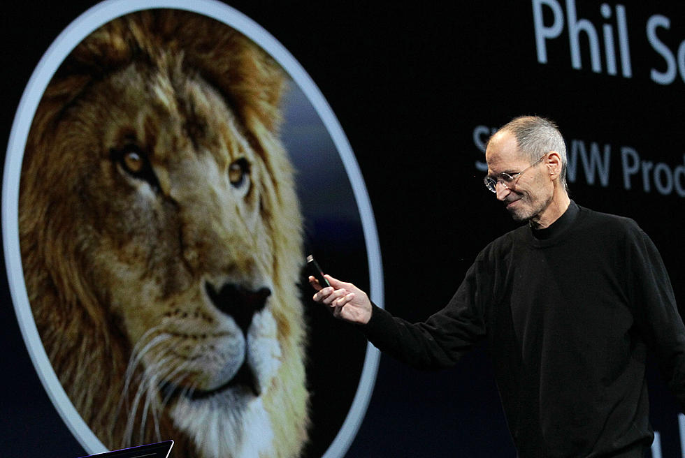 Steve Jobs Unveils Mac OS X Lion and iCloud, President Obama Isn’t Cool Anymore, Governor Rick Perry will Fast, and More in Chad’s Steaming Pile