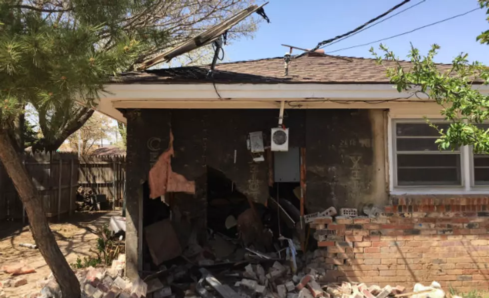 Vehicle Crashes Through Lubbock Family’s Home, Leaves Fence Door On the Roof [Video]