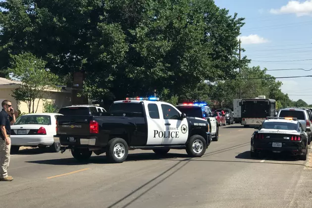 LPD and SWAT Respond to Domestic Disturbance at 42nd and Memphis