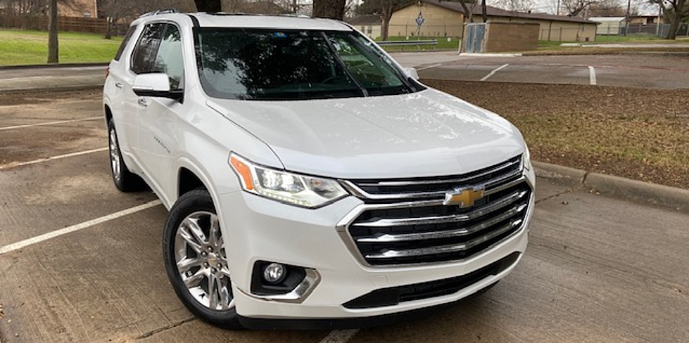 The Car Pro Test Drives the ﻿2020 Chevy Traverse SUV