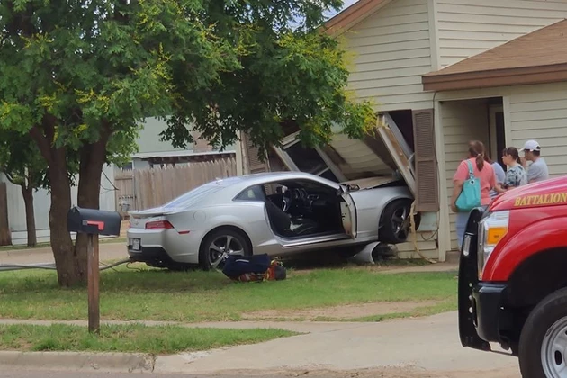 Car Crashes into Lubbock House