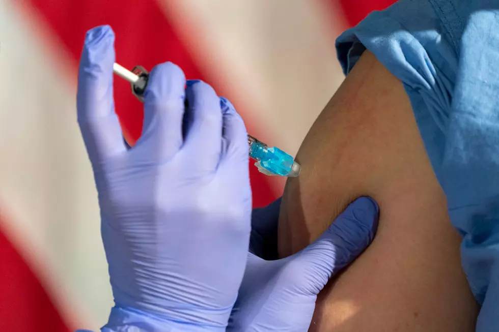 Texas Launches Hotline For Employees To Report Illegal Vaccine Mandates